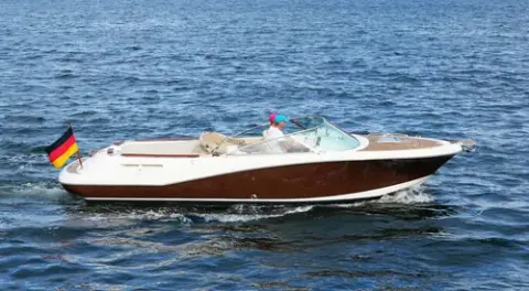 jeanneau runabout 755 — Laboe